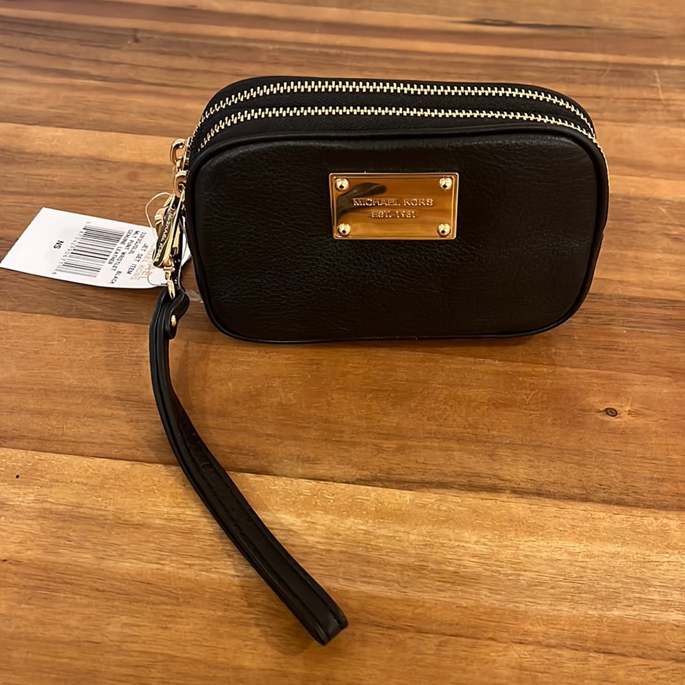 Michael Kors multifunction wristlet genuine leather